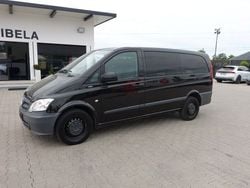 Obsidianschwarz metallic Gebraucht 2014 Mercedes Vito Van / Kleinbus | 10.990 € (Fairer Preis)