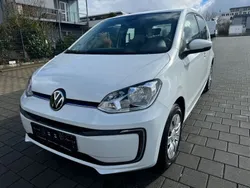 Weiß Gebraucht 2021 VW e-up! Kleinwagen | 8.980 €
