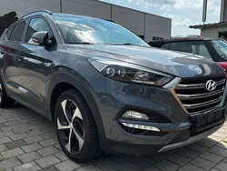 Grau Gebraucht 2018 Hyundai Tucson Passion Plus SUV | 21.900 € (Fairer Preis)