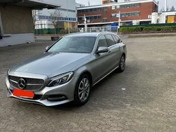 Silber Gebraucht 2015 Mercedes C350e Kombi | 14.300 €