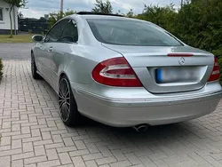 Silber Gebraucht 2004 Mercedes CLK200 Coupé | 7.000 € (Guter Preis)