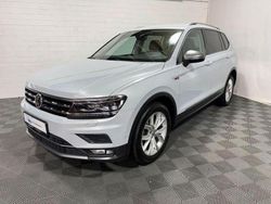 White silver metallic Gebraucht 2018 VW Tiguan Allspace Highline SUV | 21.980 € (Fairer Preis)
