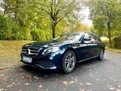 Blau Gebraucht 2017 Mercedes E220 Kombi | 23.100 € (Teuer)