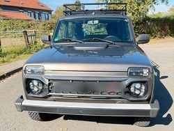 Braun Gebraucht 2025 Lada niva SUV | 15.900 € (Superpreis)