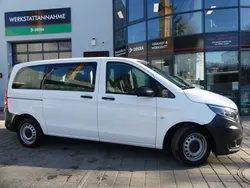 Arktikweiss Gebraucht 2020 Mercedes Vito Van / Kleinbus | 26.800 € (Guter Preis)