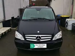 Schwarz Gebraucht 2013 Mercedes Viano Van / Kleinbus | 16.900 € (Fairer Preis)