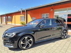 Mythosschwarz Gebraucht 2020 Audi A3 S-Line Limousine | 21.850 € (Guter Preis)