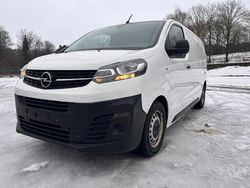 Weiß Gebraucht 2021 Opel Vivaro Van / Kleinbus | 13.350 € (Superpreis)