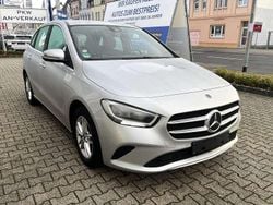 Silber Gebraucht 2019 Mercedes B180 Progressive Van / Kleinbus | 17.980 € (Superpreis)