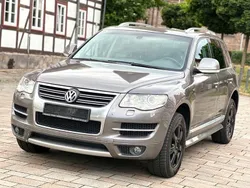 Grau Gebraucht 2007 VW Touareg R-line SUV | 9.900 € (Etwas zu teuer)