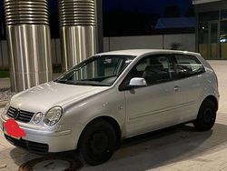 Silber Gebraucht 2004 VW Polo Comfortline Kleinwagen | 899 € (Guter Preis)
