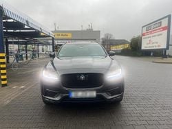 Grau Gebraucht 2017 Jaguar F-Pace R-Sport SUV | 19.900 € (Fairer Preis)