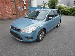 Grau Gebraucht 2009 Ford Focus Ghia Kombi | 1.690 € (Guter Preis)