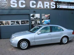 Silber Gebraucht 2002 Mercedes E240 Limousine | 7.999 € (Etwas zu teuer)