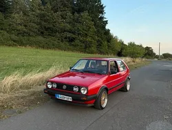 Rot Gebraucht 1988 VW Golf II Kleinwagen | 5.000 €