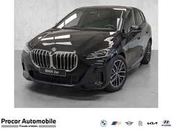 Saphirschwarz metallic Neu 2025 BMW 218 M Sport Van / Kleinbus | 36.490 € (Fairer Preis)