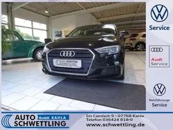 Mythosschwarzmetallic Gebraucht 2017 Audi A3 Sportback Limousine | 15.990 € (Superpreis)