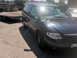 Blau Gebraucht 2006 Chrysler Voyager Van / Kleinbus | 2.200 €
