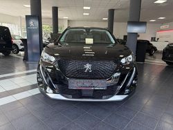 Schwarz Gebraucht 2021 Peugeot e-2008 Allure SUV | 18.990 € (Fairer Preis)