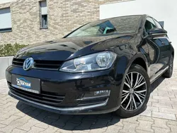 Schwarz Gebraucht 2016 VW Golf VII Allstar Limousine | 8.990 € (Fairer Preis)