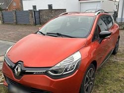Rot Gebraucht 2014 Renault Clio IV Luxe Kleinwagen | 5.999 € (Guter Preis)