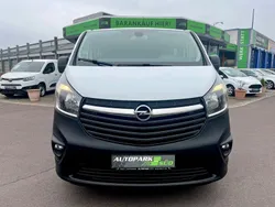Weiß Gebraucht 2017 Opel Vivaro Van | 12.990 € (Fairer Preis)
