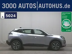 Weiss/typ aussenverkleidung metalliclackierung Gebraucht 2023 Peugeot 2008 GTi SUV | 23.990 € (Fairer Preis)