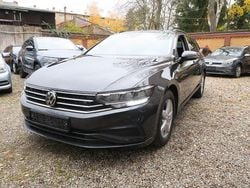 Grau Gebraucht 2022 VW Passat Basis Kombi | 24.999 € (Superpreis)