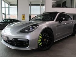 Silber Gebraucht 2018 Porsche Panamera Turbo S Limousine | 65.000 €