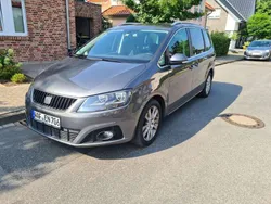 Grau Gebraucht 2012 Seat Alhambra Ecomotive Van / Kleinbus | 10.900 € (Fairer Preis)