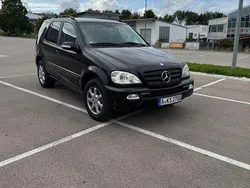 Schwarz Gebraucht 2004 Mercedes ML270 SUV | 6.999 € (Teuer)