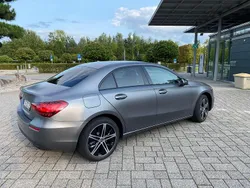 Grau Gebraucht 2023 Mercedes A250 Limousine | 33.900 € (Teuer)