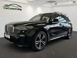 Black sapphire metallic Gebraucht 2021 BMW X7 M Sport SUV | 61.990 € (Fairer Preis)