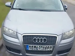 Silber Gebraucht 2005 Audi A3 Ambiente Coupé | 2.000 € (Guter Preis)