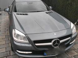 Grau Gebraucht 2011 Mercedes SLK350 Cabrio | 18.000 € (Guter Preis)