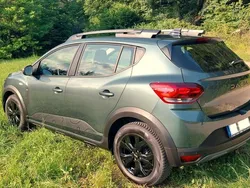 Grün Gebraucht 2024 Dacia Sandero Extreme Kleinwagen | 18.900 € (Fairer Preis)