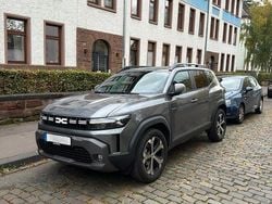 Grau Gebraucht 2025 Dacia Duster Journey SUV | 22.999 € (Guter Preis)