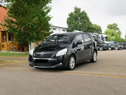 Schwarz Gebraucht 2009 Toyota Verso Van / Kleinbus | 3.499 € (Superpreis)