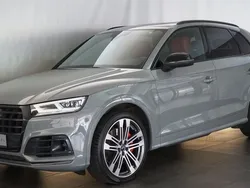 Grau Gebraucht 2020 Audi SQ5 S-Line SUV | 44.990 € (Etwas zu teuer)