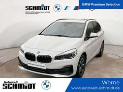 Alpinweiß Gebraucht 2021 BMW 218 Active Tourer Sport Line Van / Kleinbus | 21.390 € (Fairer Preis)