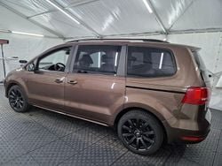 Braun Gebraucht 2011 VW Sharan Trendline Van / Kleinbus | 8.000 € (Guter Preis)