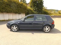 Schwarz Gebraucht 2000 VW Golf IV Basis Limousine | 1.399 € (Fairer Preis)