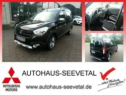 Schwarz Gebraucht 2019 Dacia Dokker Stepway Van | 15.250 € (Fairer Preis)