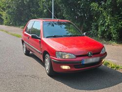 Rot Gebraucht 1998 Peugeot 106 Kleinwagen | 1.000 € (Fairer Preis)