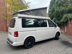 Weiß Gebraucht 2015 VW T5 Beach Van | 27.800 €