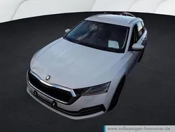 Moonweiß metallic Gebraucht 2020 Skoda Octavia First Edition Kombi | 19.790 € (Guter Preis)
