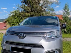 Silber Gebraucht 2023 Toyota Proace City Van | 25.890 €