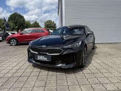 Schwarz metallic Gebraucht 2018 Kia Stinger Limousine | 30.750 € (Guter Preis)