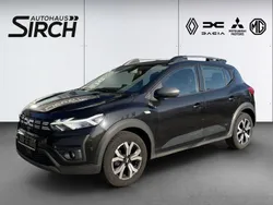 Schwarz Gebraucht 2023 Dacia Sandero Expression Kleinwagen | 14.490 € (Guter Preis)