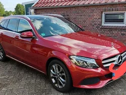 Rot Gebraucht 2015 Mercedes C220 Kombi | 13.499 € (Fairer Preis)